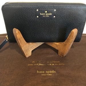 Kate Spade Zip Around Continental Wallet